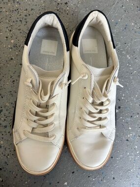 Dolce Vita Ladies Sneakers